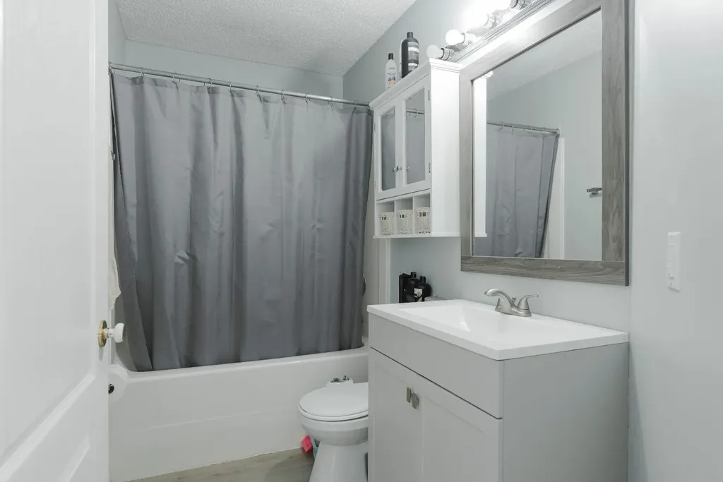 100 Laurier Place Fort Mcmurray AB t9k2l4