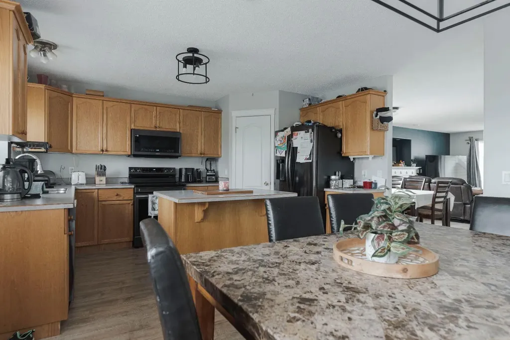 100 Laurier Place Fort Mcmurray AB t9k2l4