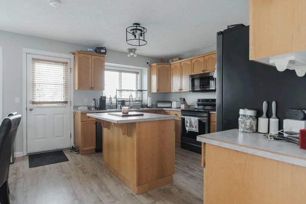 100 Laurier Place Fort Mcmurray AB t9k2l4