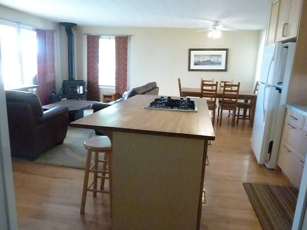 15538 Old Trail Plamondon AB T0A2T0