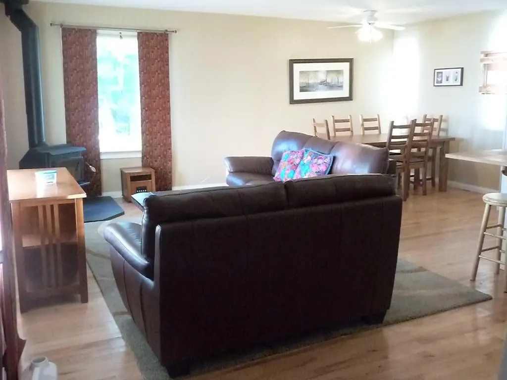 15538 Old Trail Plamondon AB T0A2T0