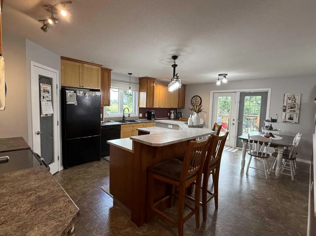 502 Fox Lake Trail Hanna AB T0J 1P0