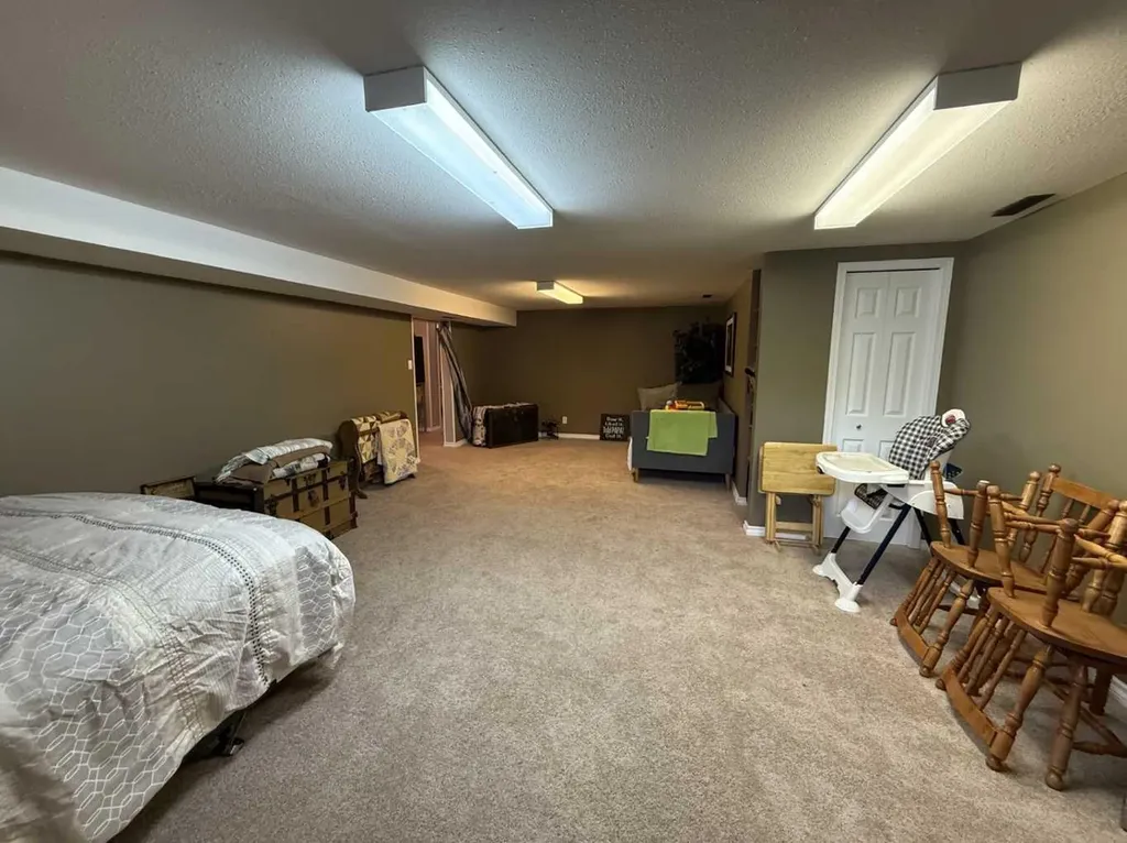 502 Fox Lake Trail Hanna AB T0J 1P0