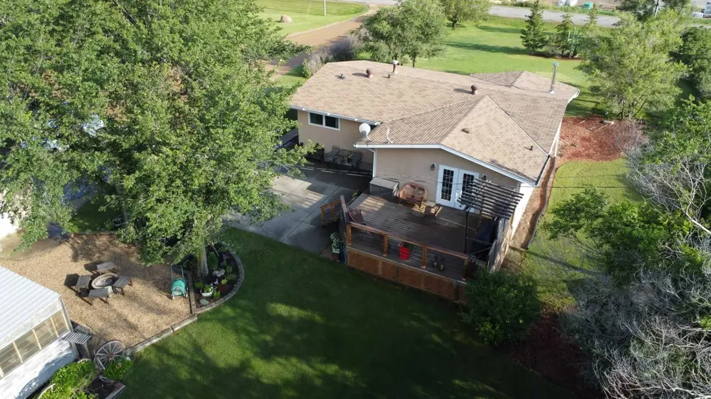 502 Fox Lake Trail Hanna AB T0J 1P0