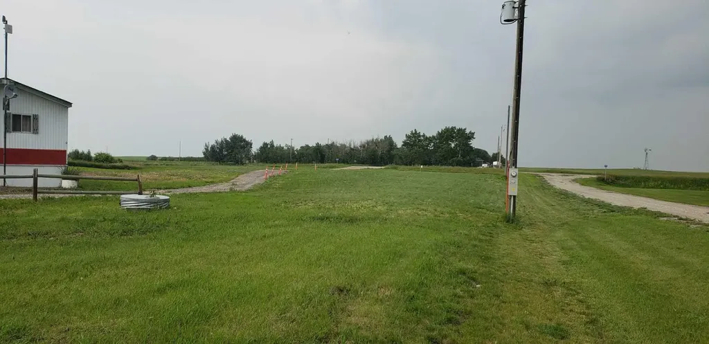 234082 Rge Road 264 Rural Wheatland County AB T1P 0X4