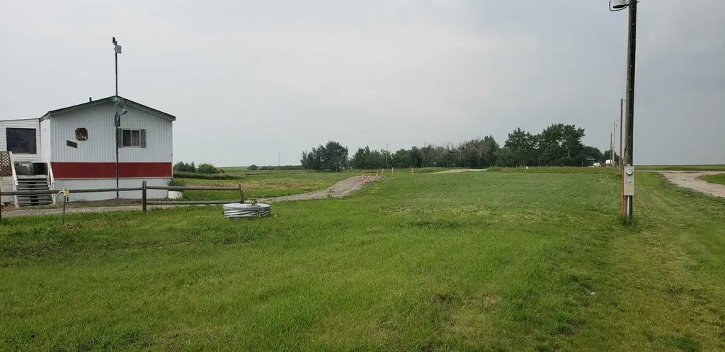 234082 Rge Road 264 Rural Wheatland County AB T1P 0X4