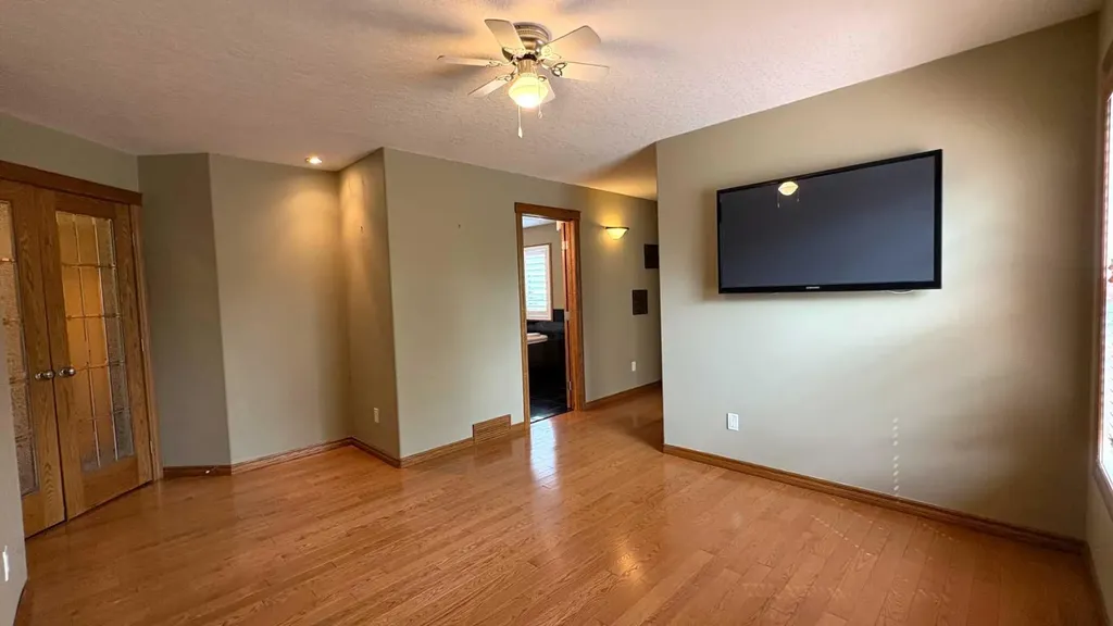 6 Cedar Crescent Wainwright AB T9W 1T2