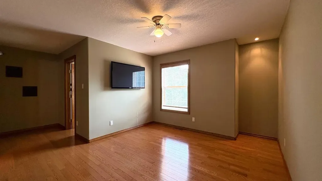 6 Cedar Crescent Wainwright AB T9W 1T2
