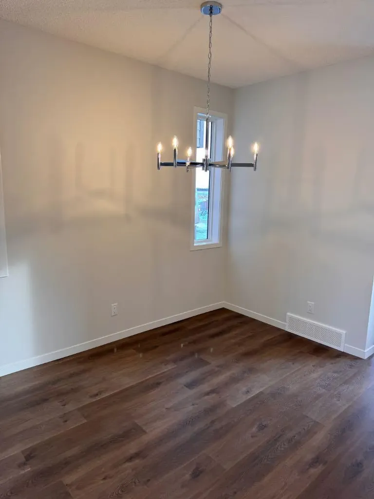 17 Setonvista Gate SE Calgary AB T3M4A3