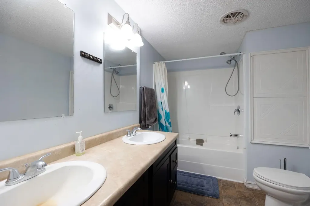 368 Grey Crescent Fort Mcmurray AB t9h2n8