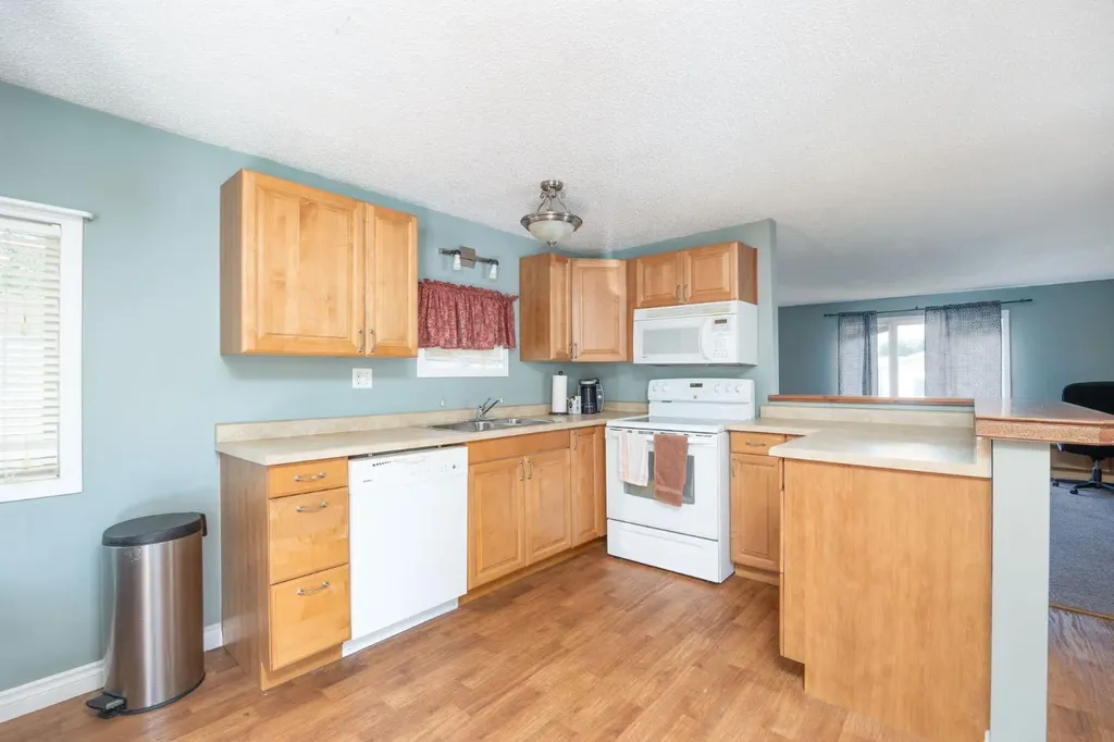 368 Grey Crescent Fort Mcmurray AB t9h2n8