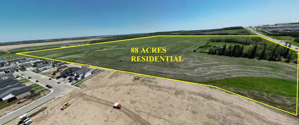 Sylvan Lake AB, 10 Iron Gate Boulevard