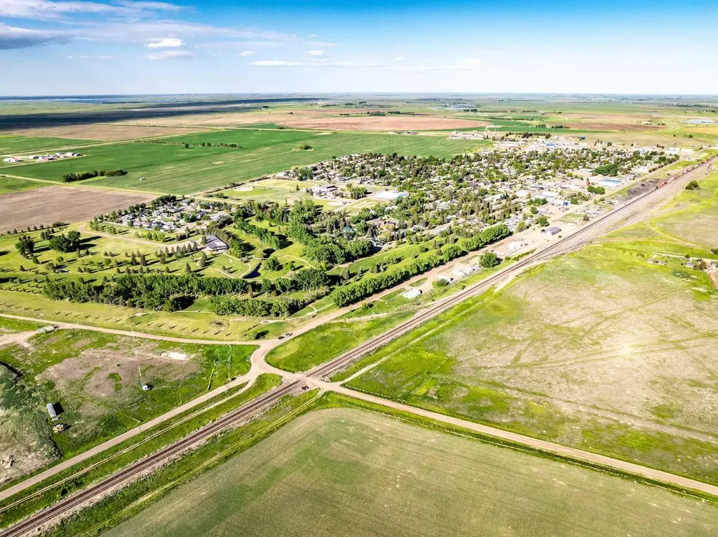 105 Peterson Avenue Bassano AB T0J 0B0