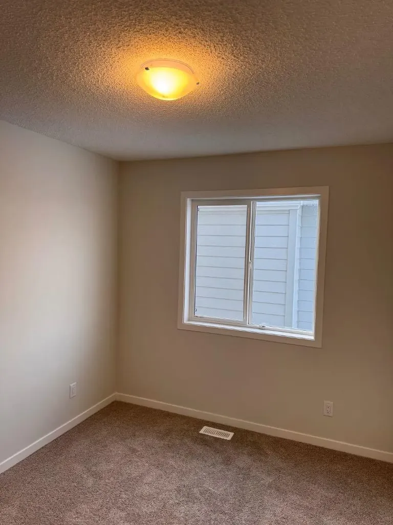 46 Setonvista Grove SE Calgary AB T3M4A3