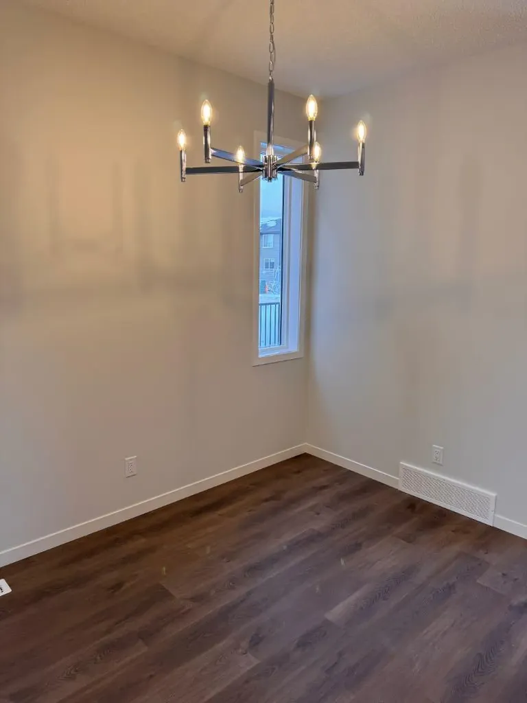 46 Setonvista Grove SE Calgary AB T3M4A3