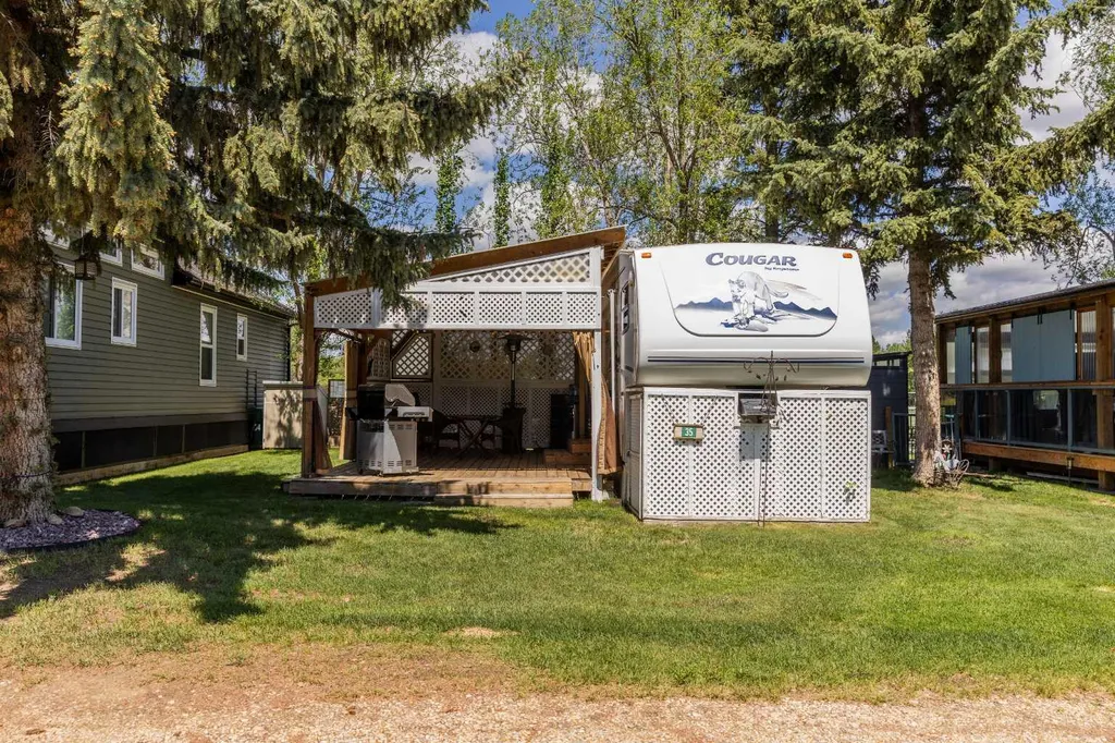 12036 Twp Road 422 Rural Ponoka County AB T0C 2J0
