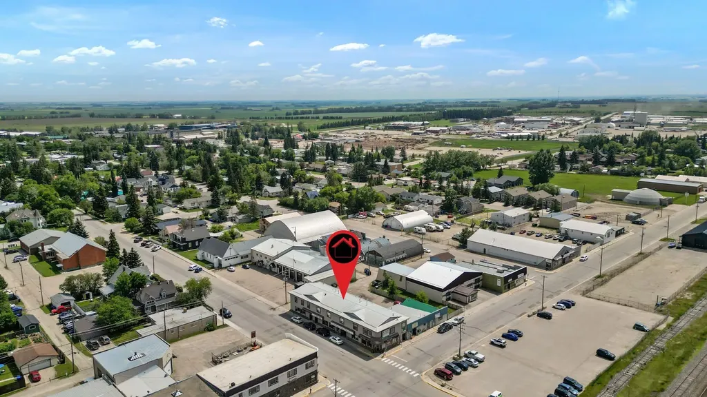 5001-05 49 Avenue Olds AB T4H1W9