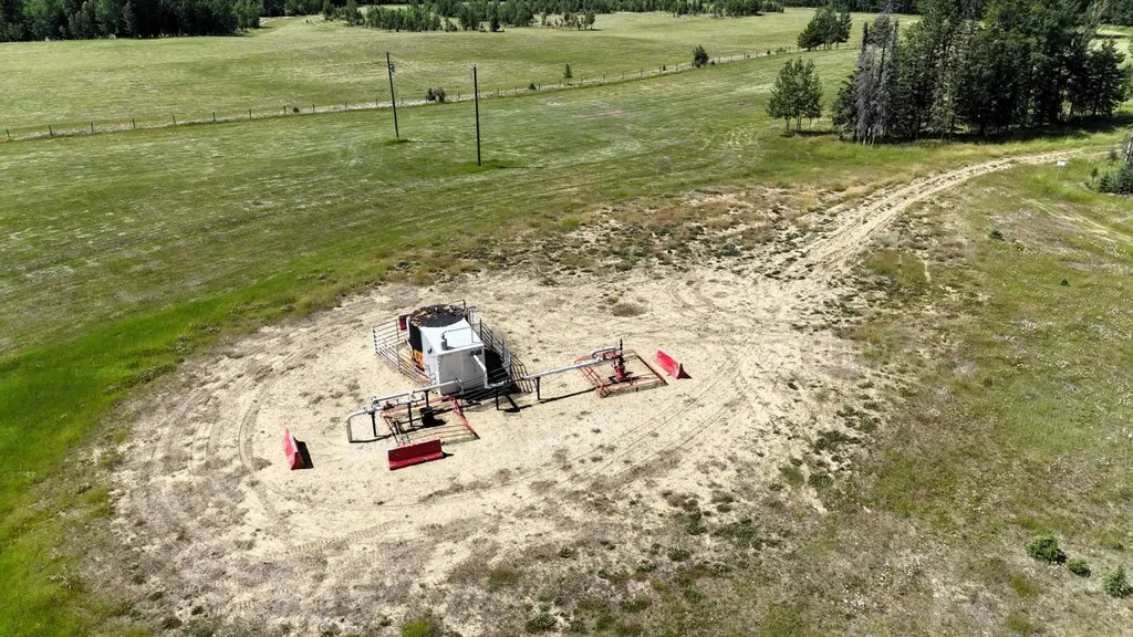 NE-16-53-11-W5 Range Road 113 Rural Yellowhead County AB T0E 2M0