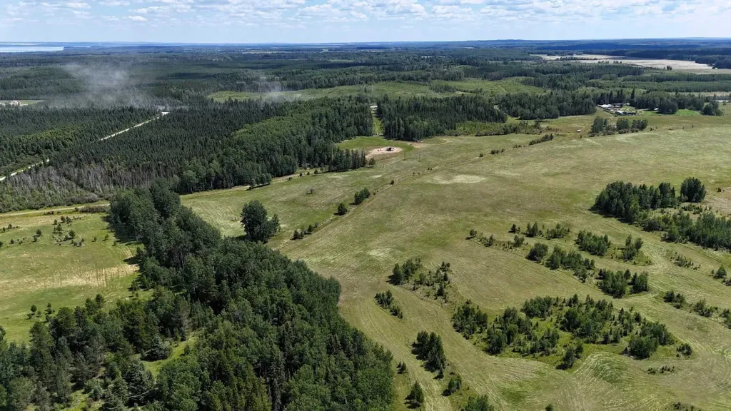 NE-16-53-11-W5 Range Road 113 Rural Yellowhead County AB T0E 2M0