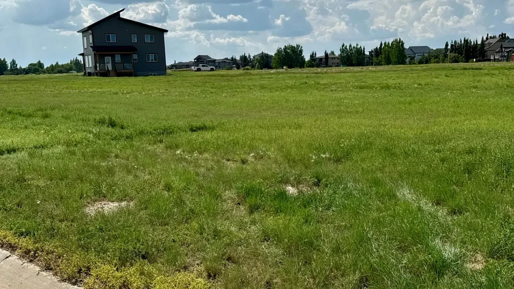Lot 30 Kingfisher Estates Drive Lake Newell Resort AB T1R 0X5