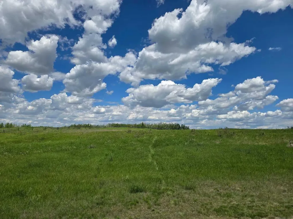 503 Dunes Ridge Drive Rural Ponoka County AB T4J 0B3