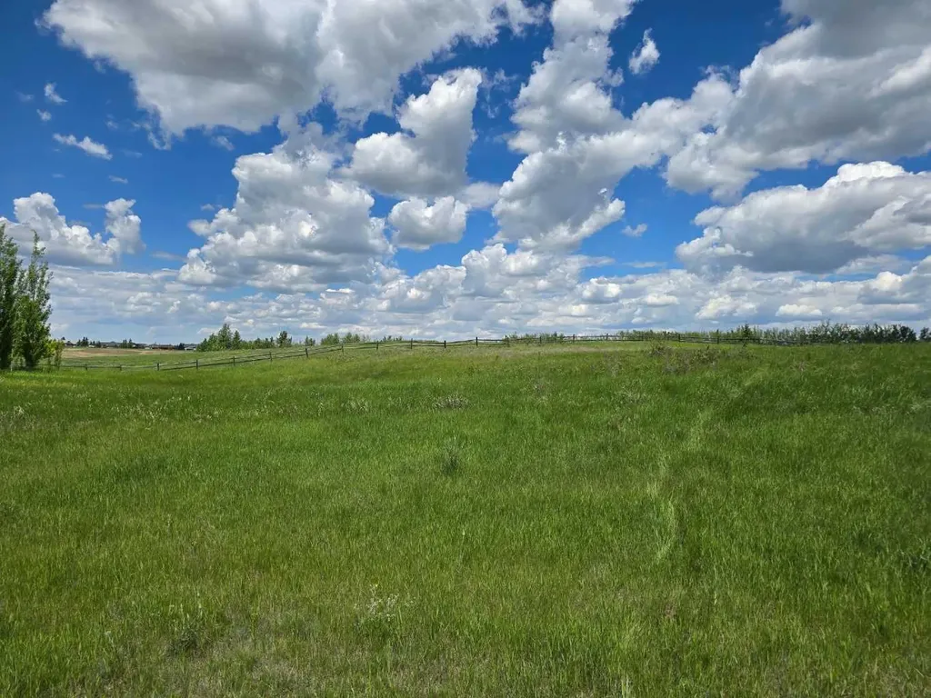 503 Dunes Ridge Drive Rural Ponoka County AB T4J 0B3