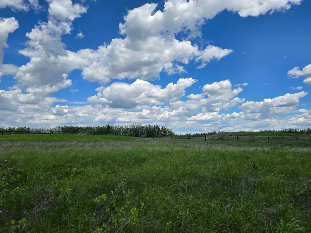 503 Dunes Ridge Drive Rural Ponoka County AB T4J 0B3