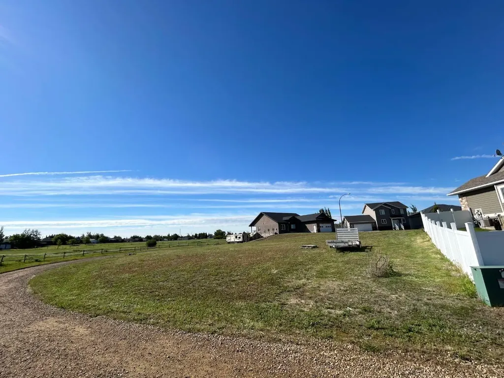 109 Wilkins Place Crescent Hanna AB T0J 1P0