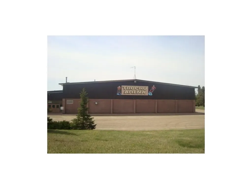 4 Evron Place Trochu AB T0M 2C0
