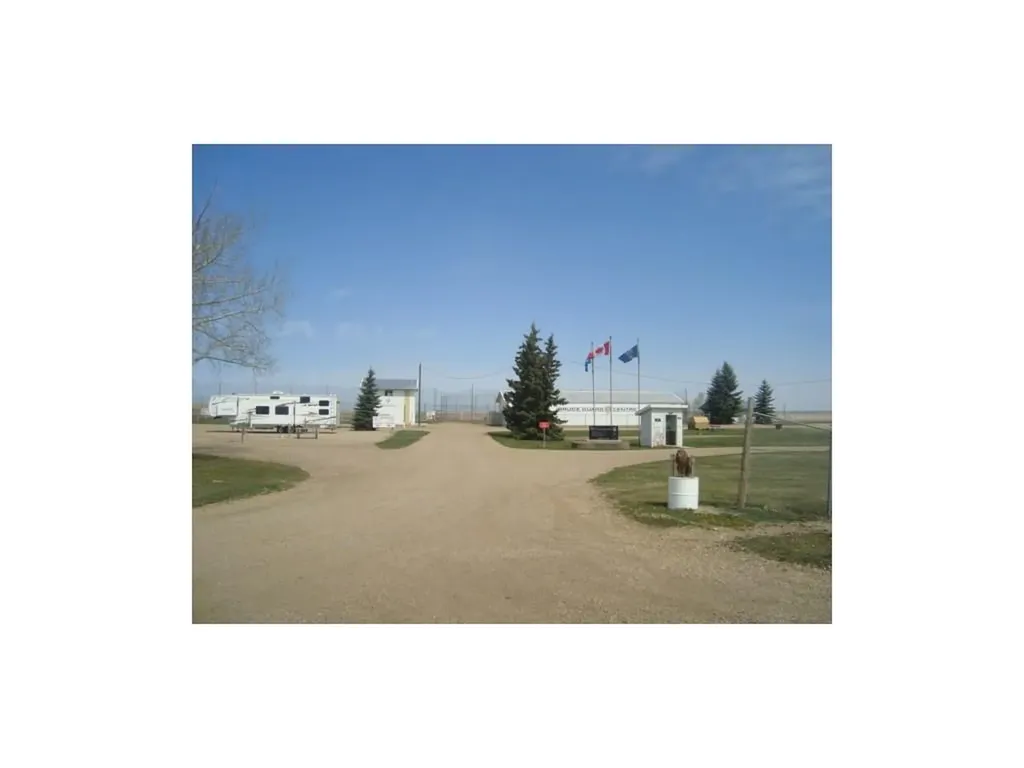 3 Evron Place Trochu AB T0M 2C0