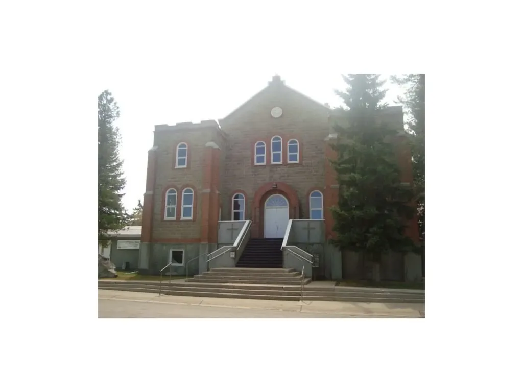 3 Evron Place Trochu AB T0M 2C0