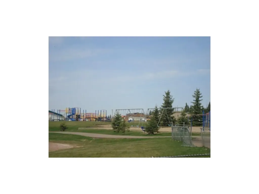 3 Evron Place Trochu AB T0M 2C0