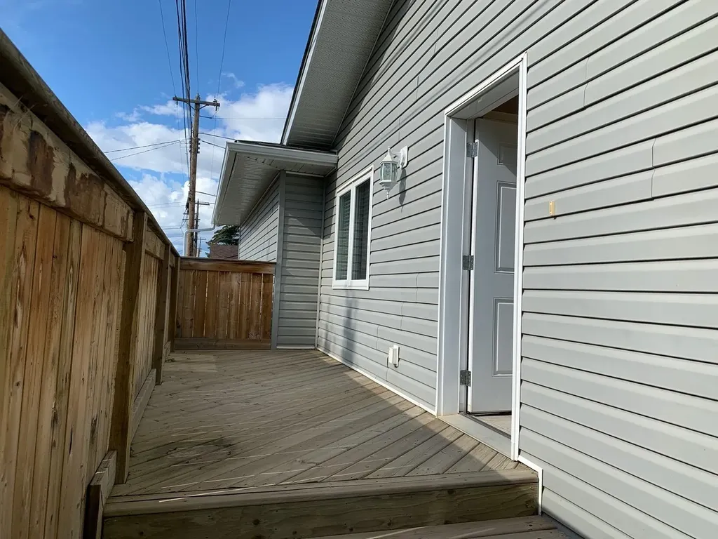 4920 52 Avenue Grimshaw AB T0H 1W0