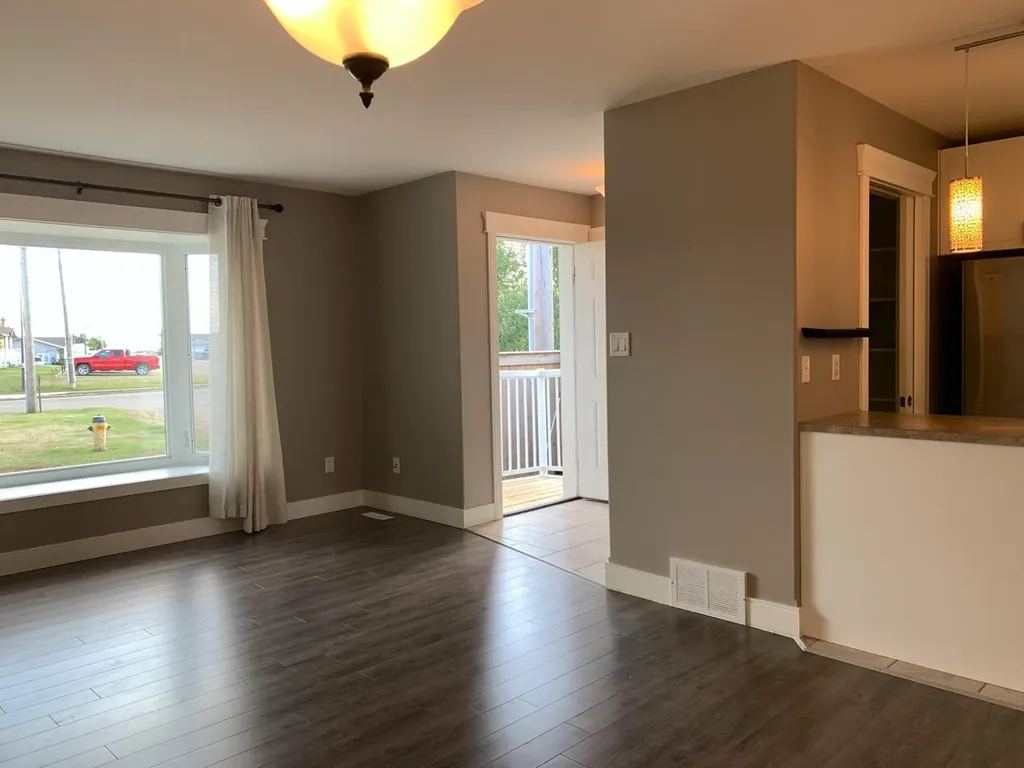 4920 52 Avenue Grimshaw AB T0H 1W0