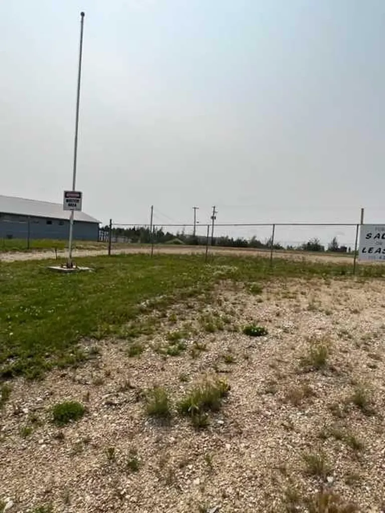 4607/4611 Federated Swan Hills AB T0G 2C0