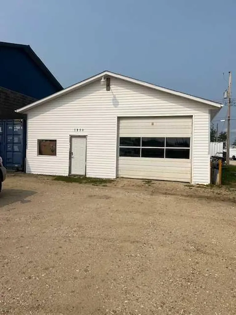 5136 Main Street Swan Hills AB T0G 2C0