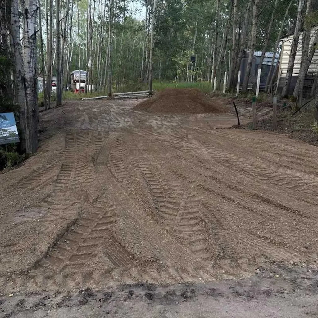 15538 Old Trail Plamondon AB T0A 2T0