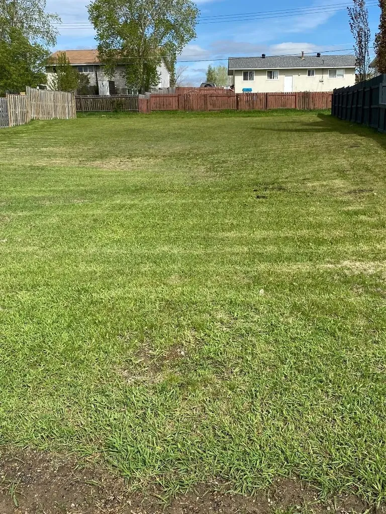 4511 47 Street Grimshaw AB T0H 1W0