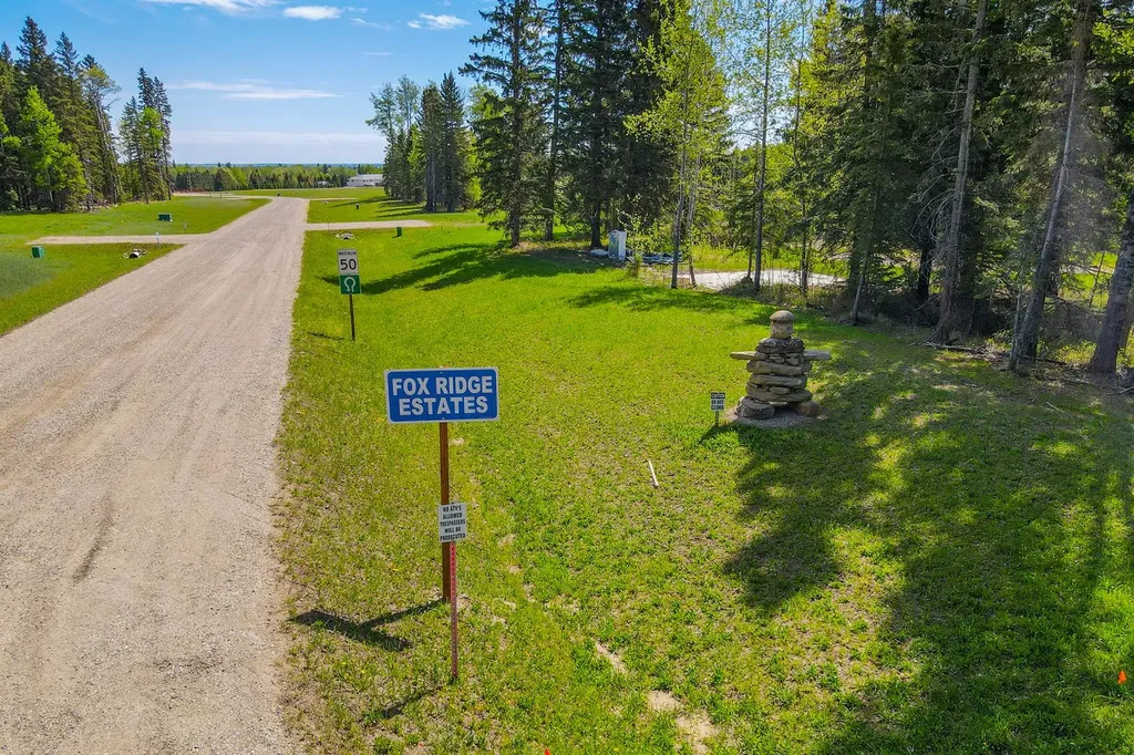 205 Fox Stone Place Rural Clearwater County AB T4T 2A4