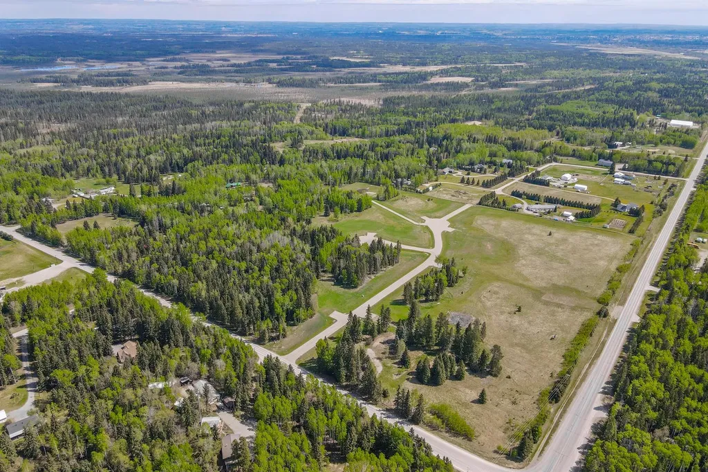 205 Fox Stone Place Rural Clearwater County AB T4T 2A4