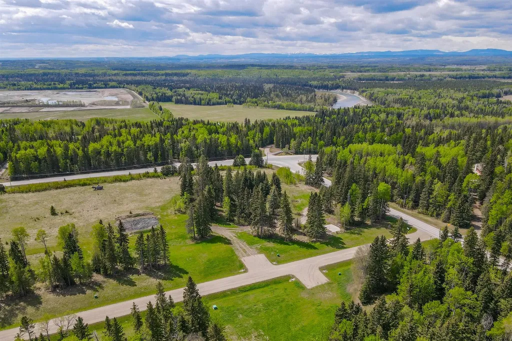 205 Fox Stone Place Rural Clearwater County AB T4T 2A4