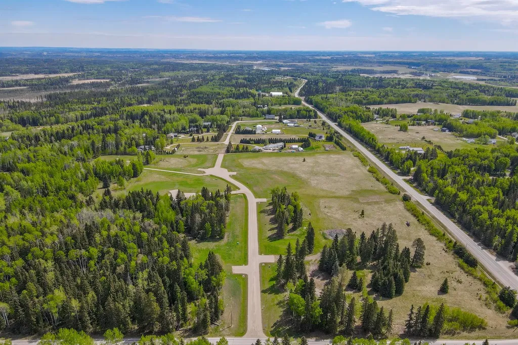 205 Fox Stone Place Rural Clearwater County AB T4T 2A4