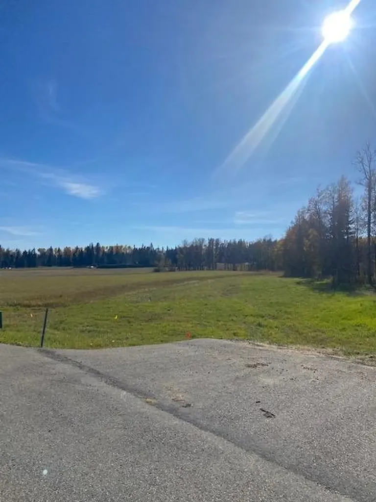 421 Valley View Close Rural Clearwater County AB T4T 2A2