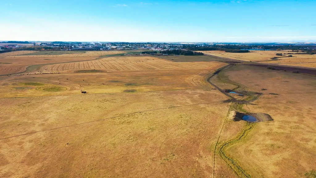 6360 C & E Trail Innisfail AB T4G 0G9