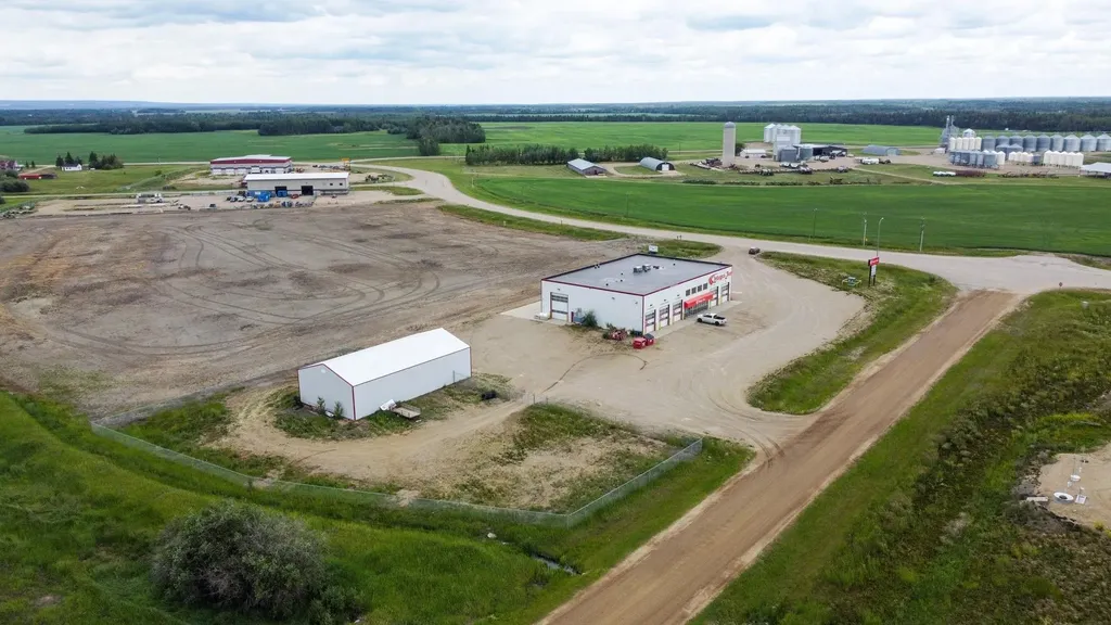 650 Sunrise Road Rural Northern Sunrise County AB t8s 1s2