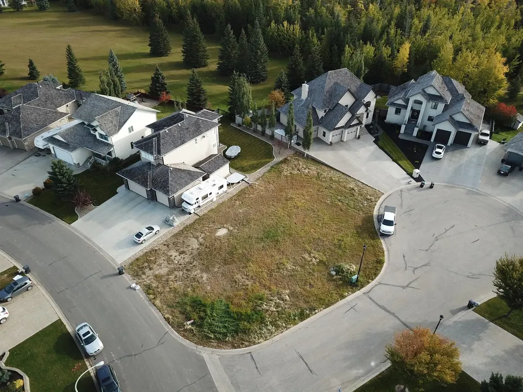 9201 46a Avenue Wedgewood AB T8W 2G7
