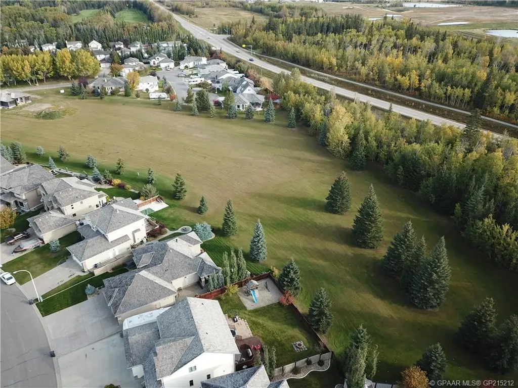9201 46a Avenue Wedgewood AB T8W 2G7