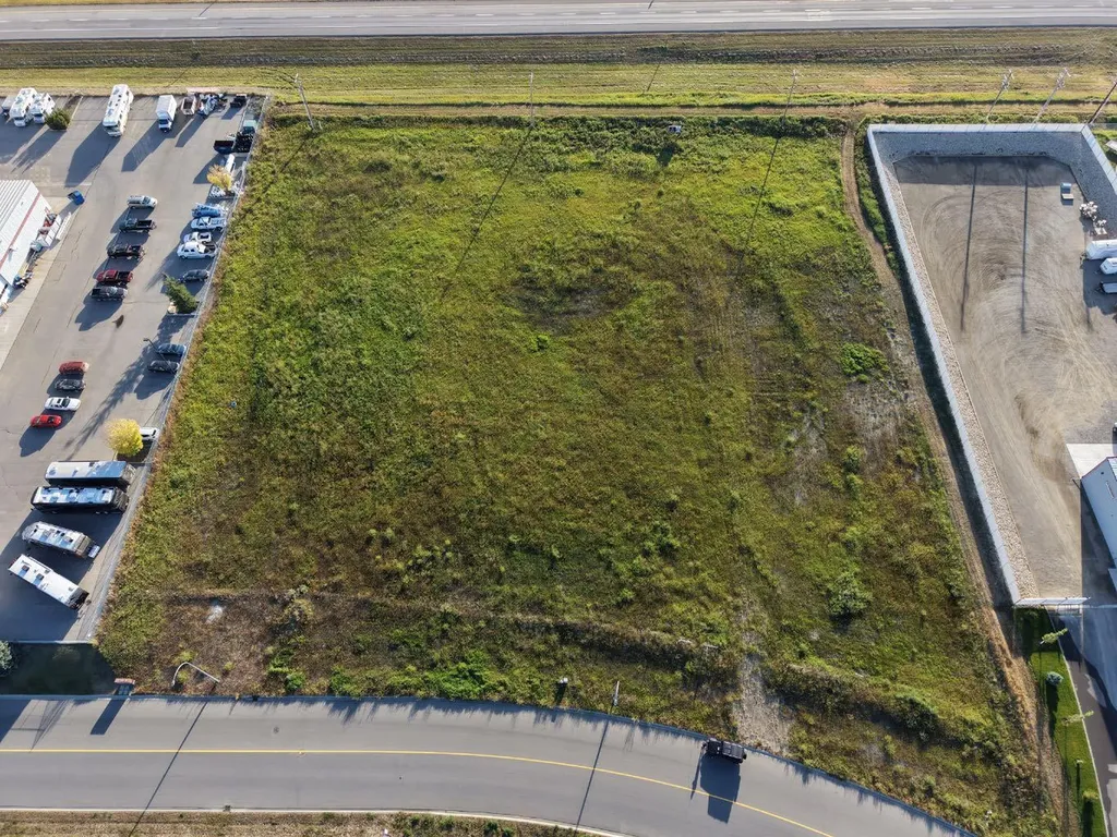 #5 24 Street SE High River AB T1V 0B3