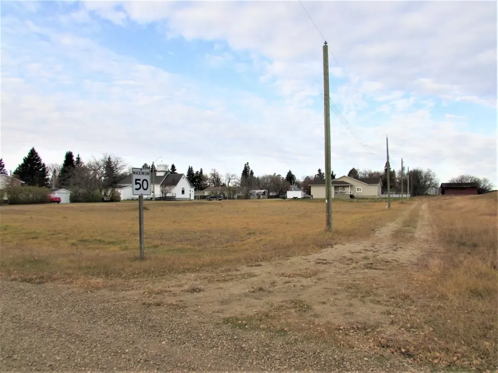 110 Alberta Street Kingman AB T0B 2M0