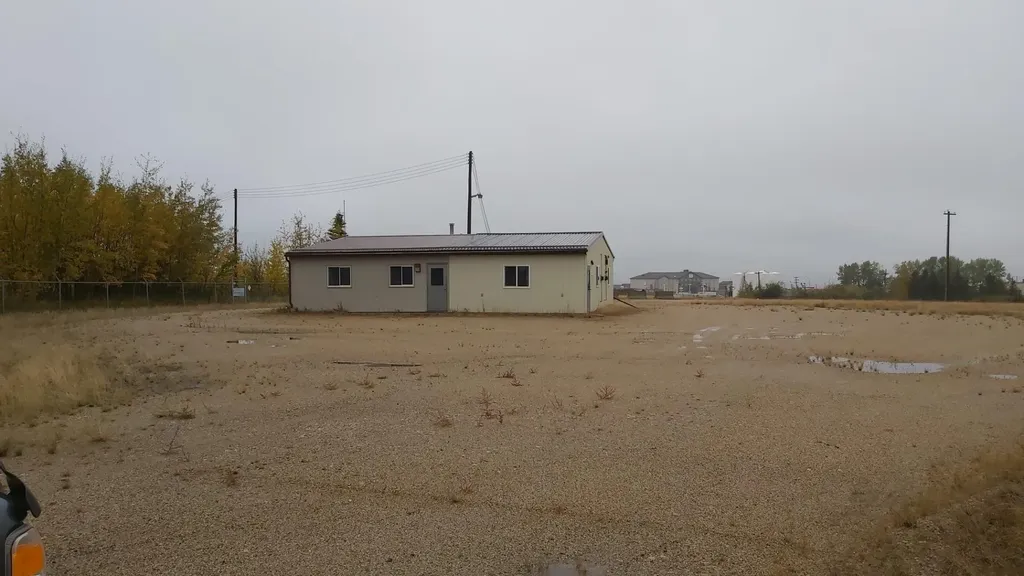 4810 & 4812 37 Avenue Valleyview AB T0H 3N0